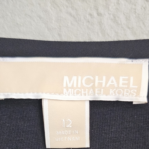 Michael Kors women's top layered blouse black gold short sleeve size 12 - Picture 6 of 7